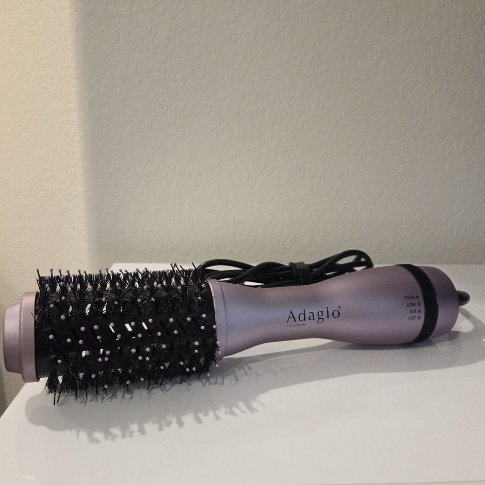 Adagio Professional blowout brush 2" Purple